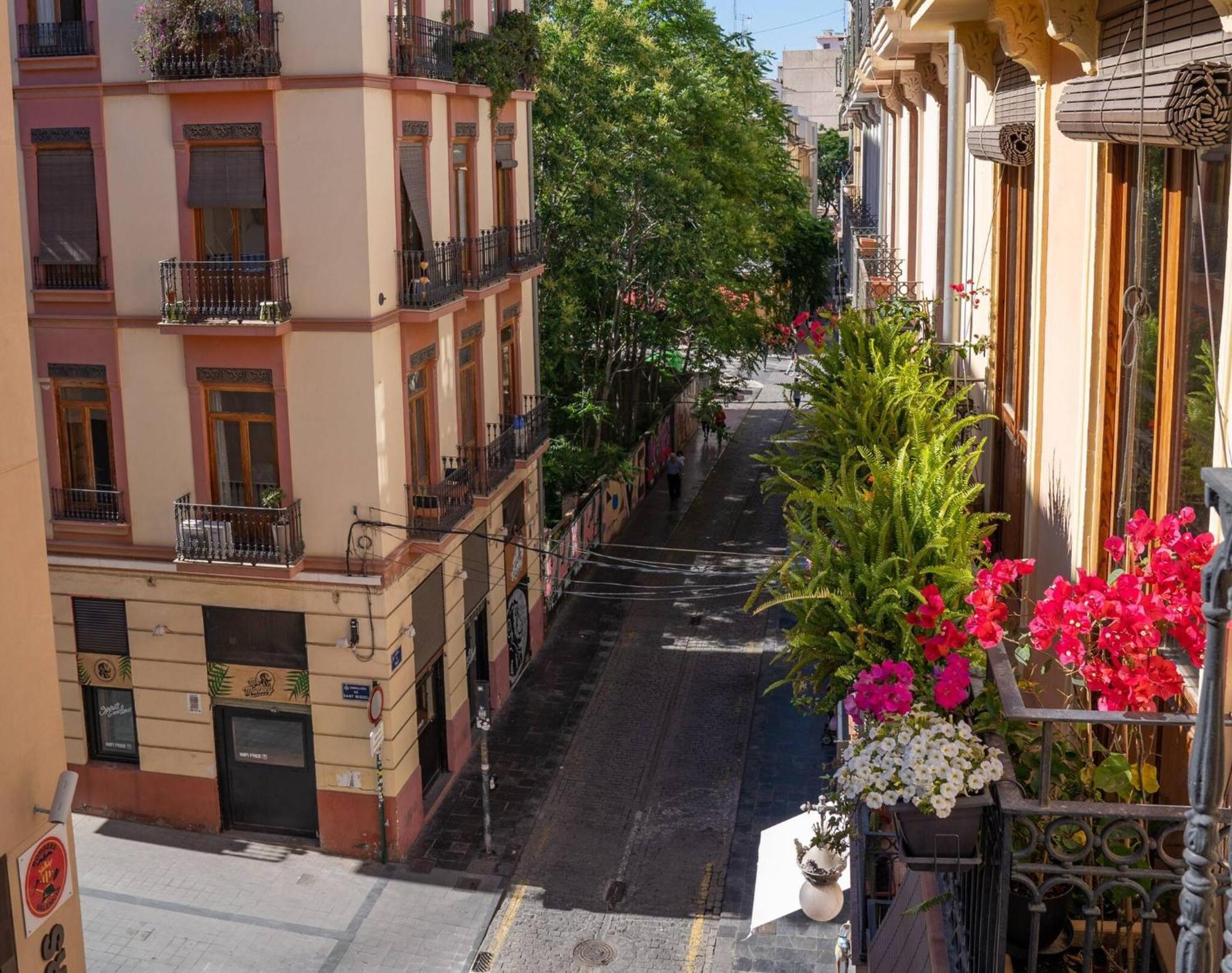 Baja Flat Lägenhet Valencia Exteriör bild